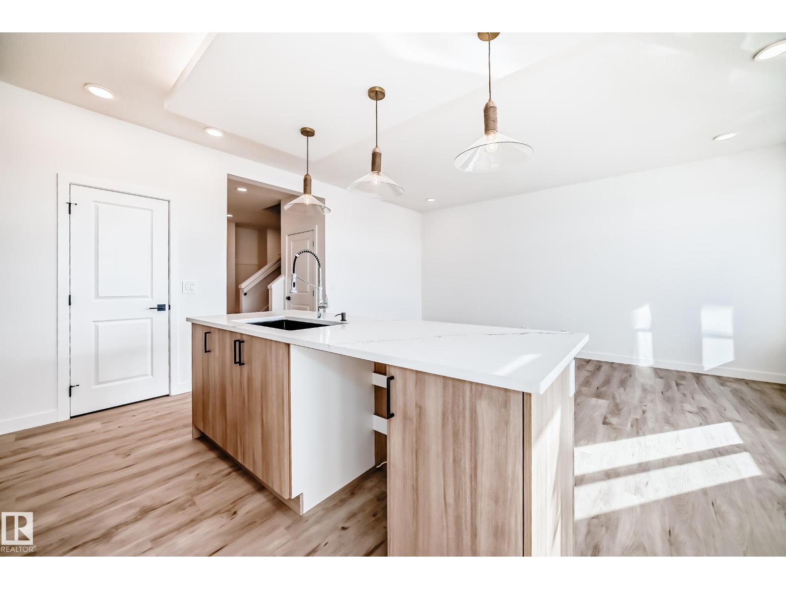20628 43 AV NW, Edmonton