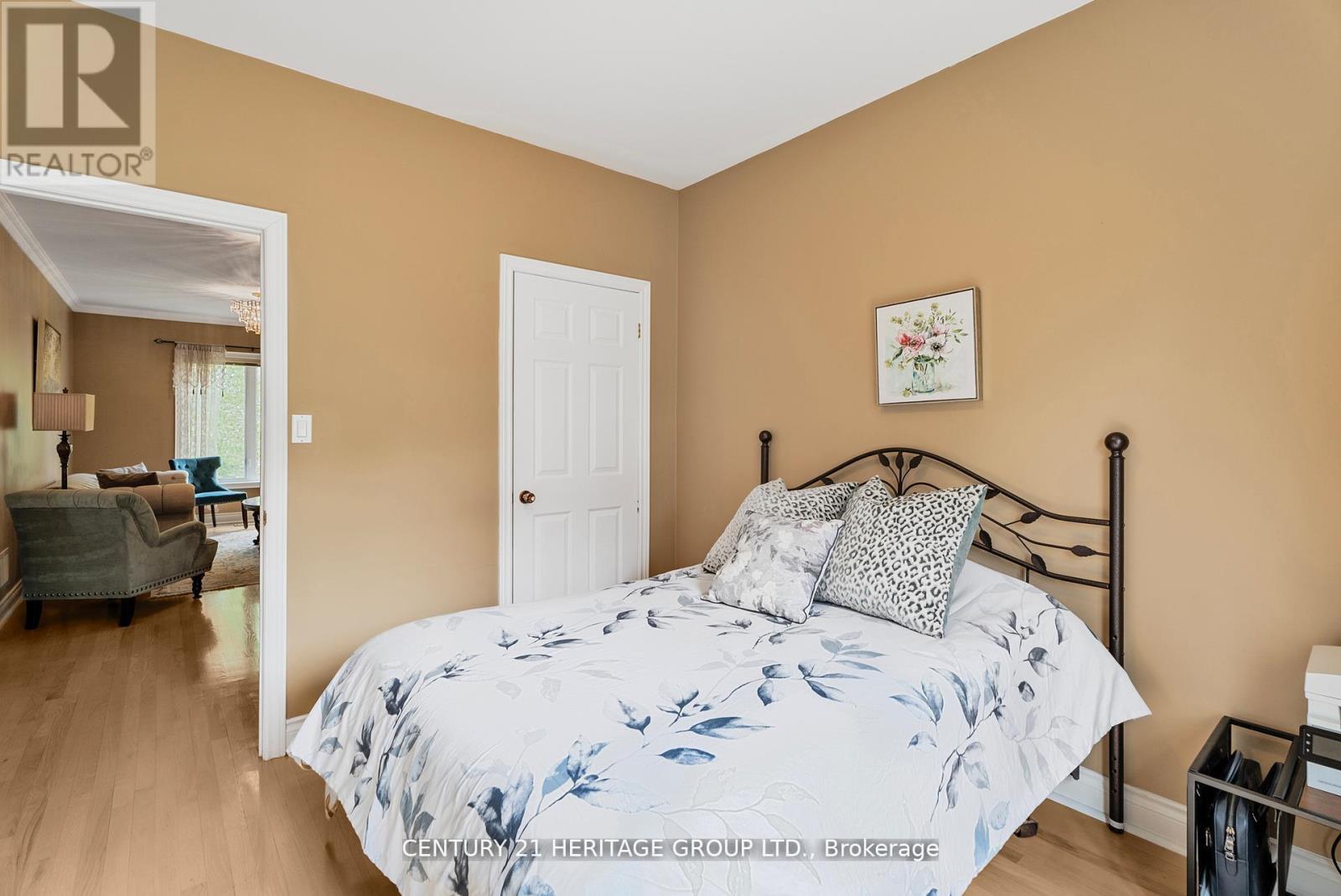 162 GOULDING AVENUE - 25