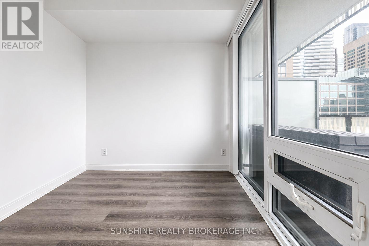 #1609 42 CHARLES STREET E - 24