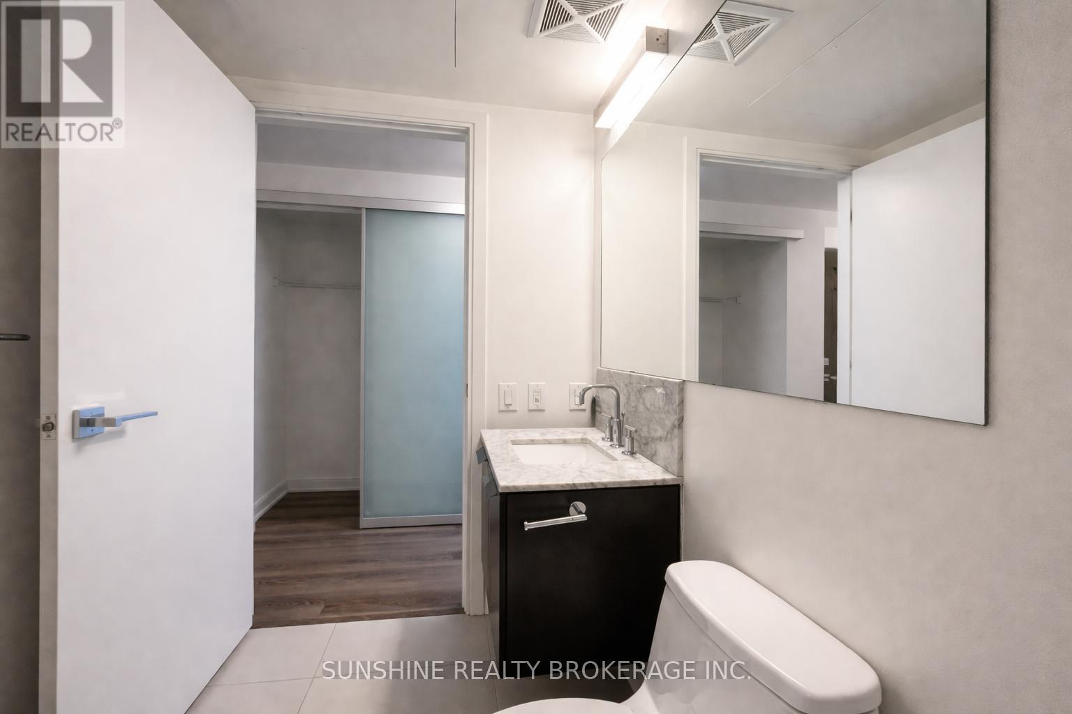 #1609 42 CHARLES STREET E - 27
