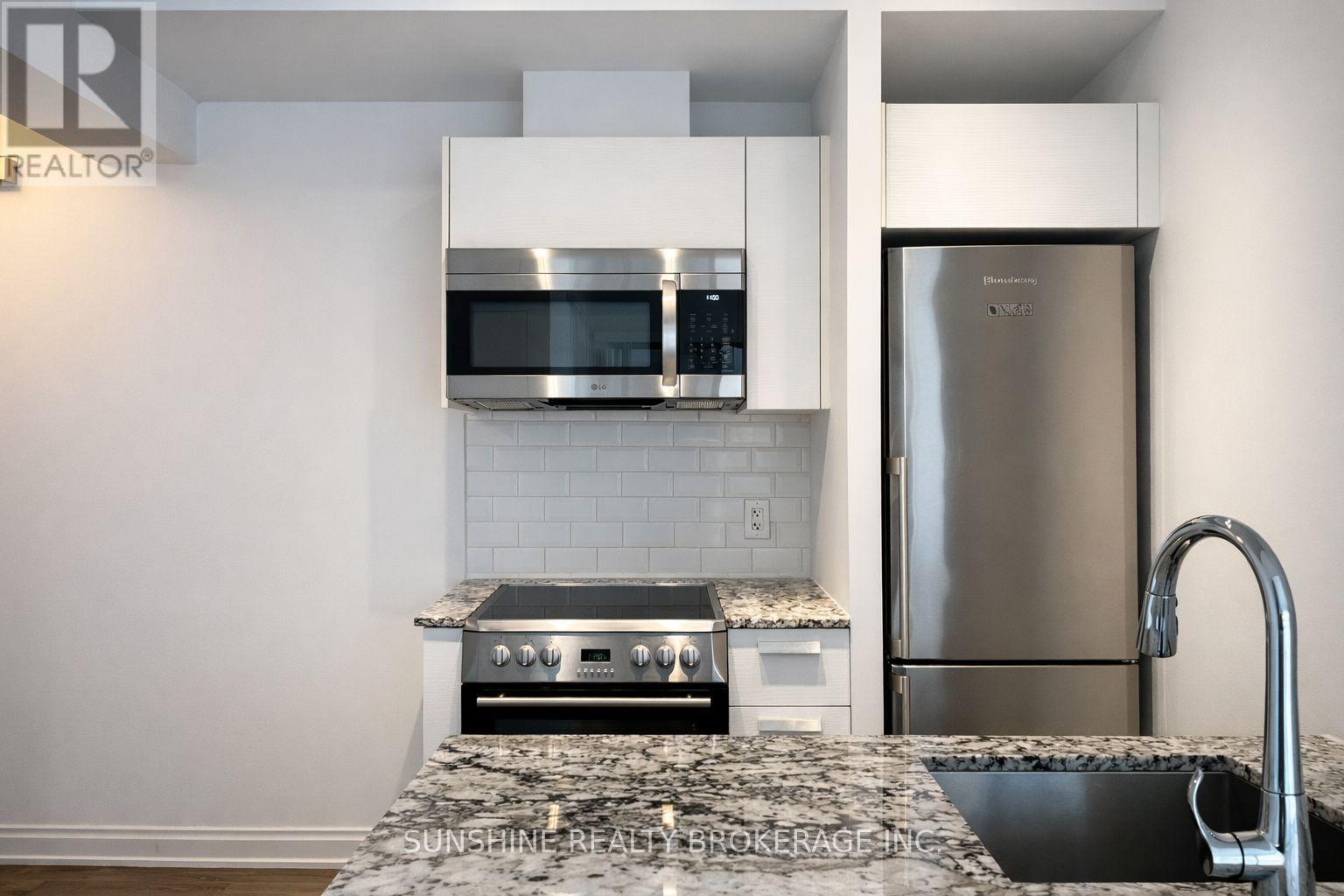 #1609 42 CHARLES STREET E - 28