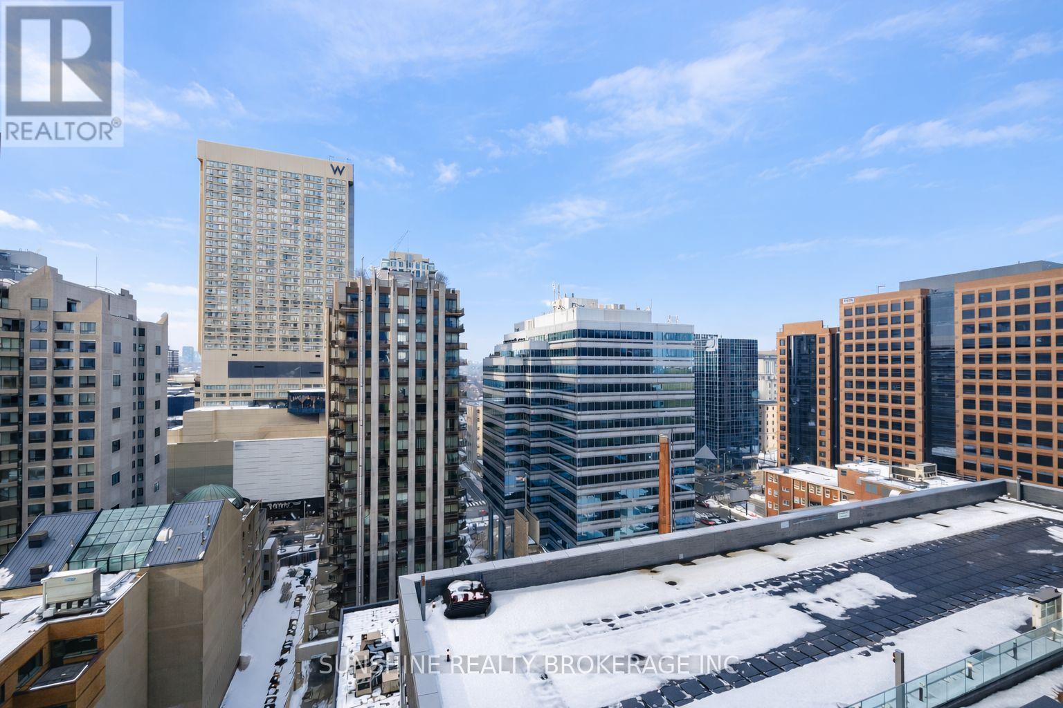 #1609 42 CHARLES STREET E - 31
