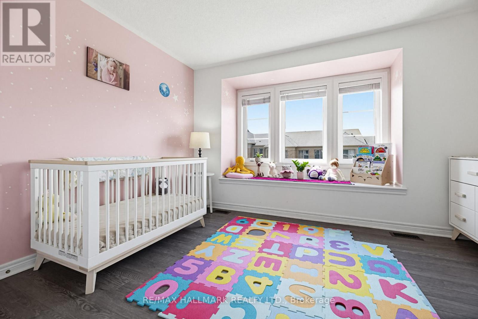 60 BELANGER CRESCENT - 21