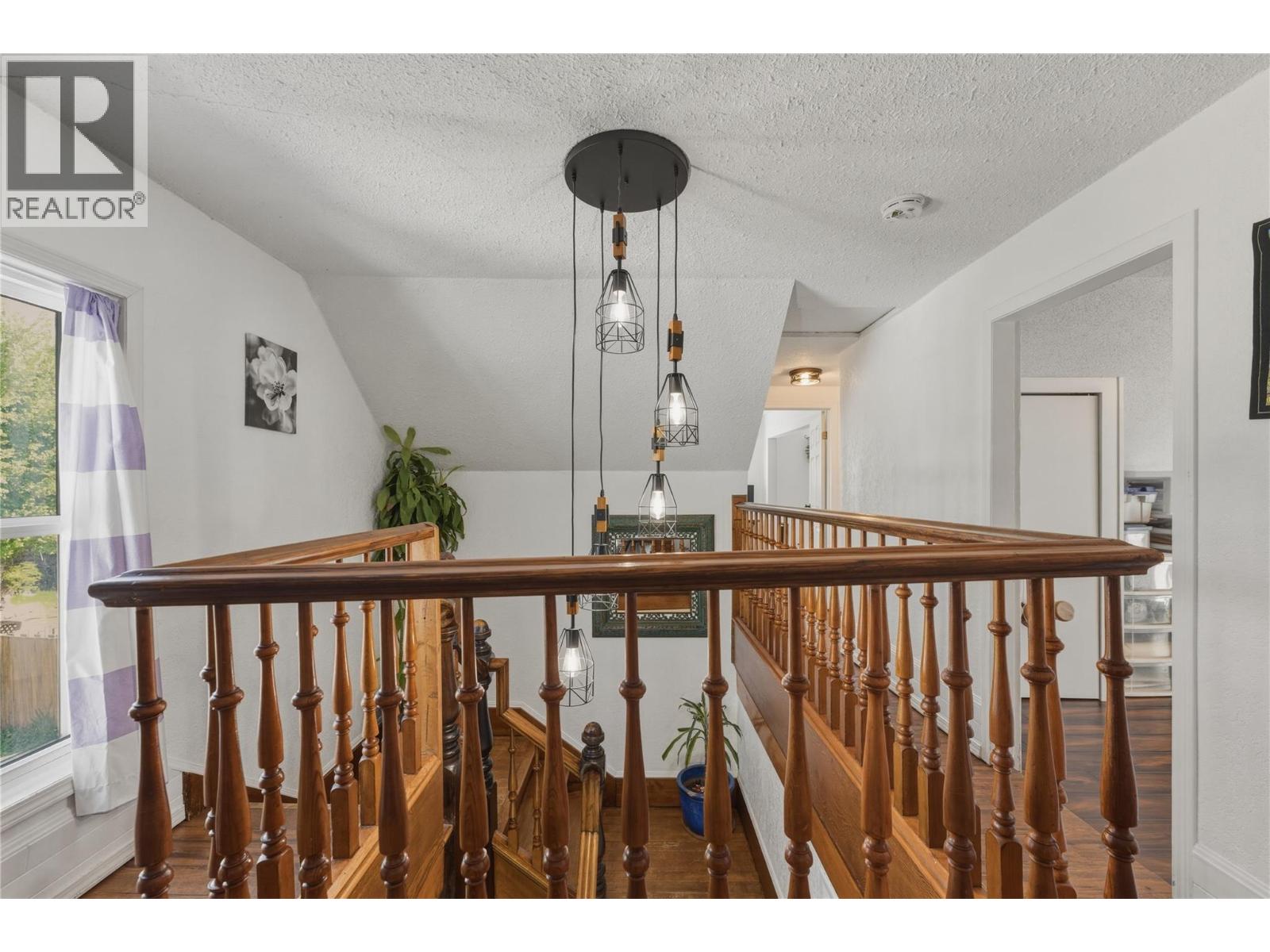 2355 Rosedale Avenue - 21