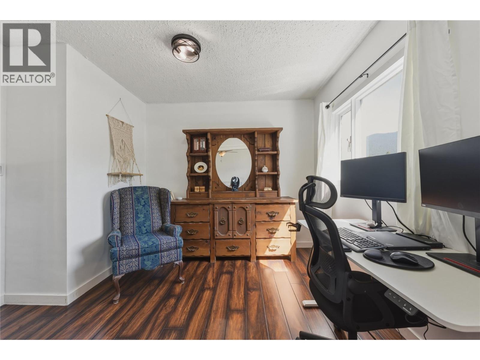 2355 Rosedale Avenue - 26