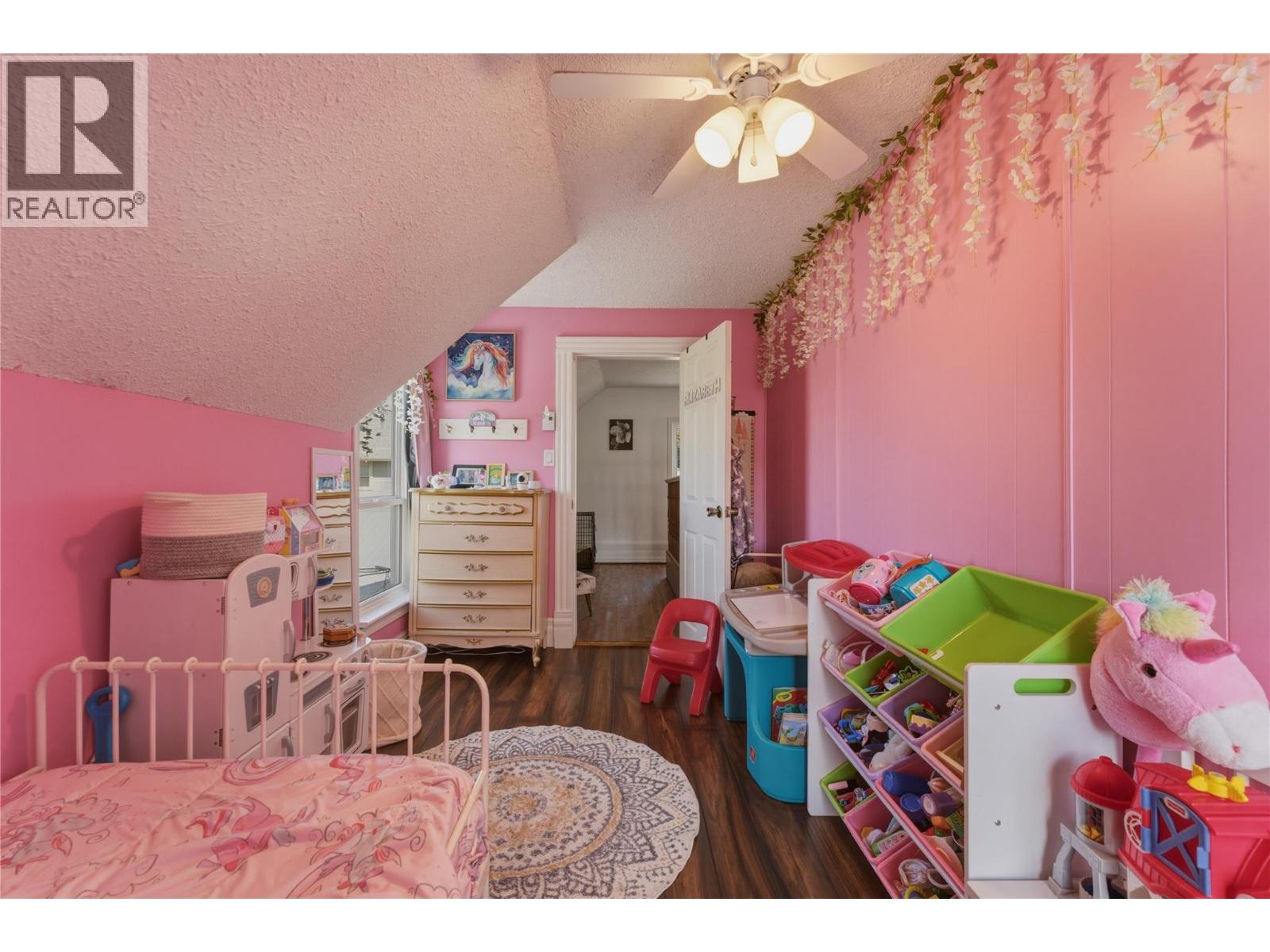 2355 Rosedale Avenue - 28