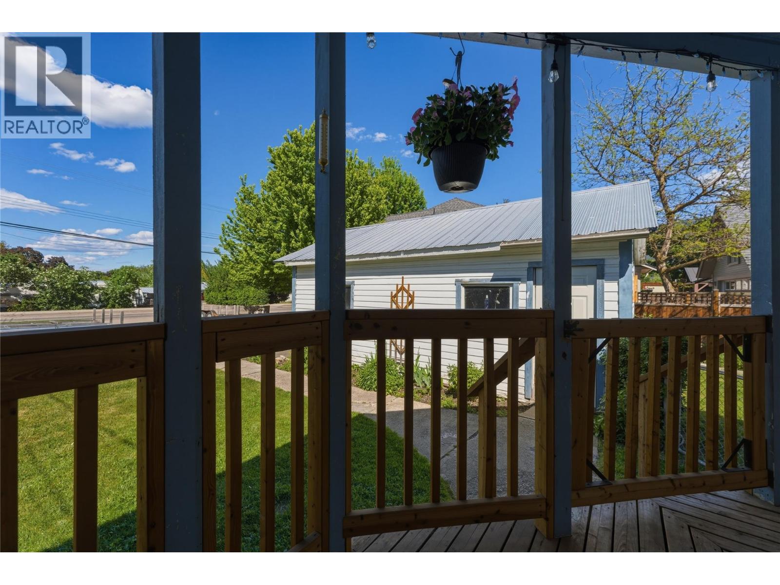 2355 Rosedale Avenue - 32