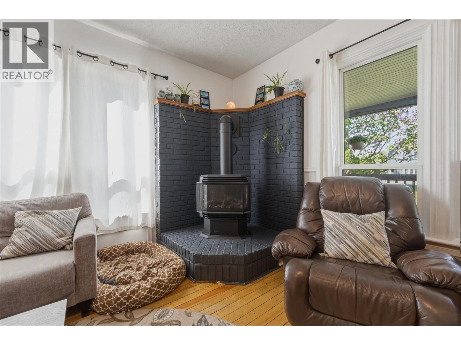 2355 Rosedale Avenue - 5