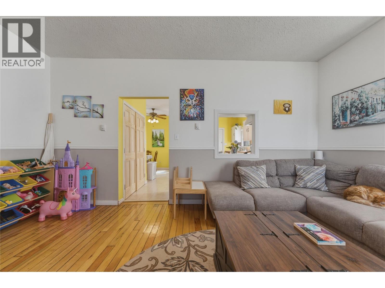 2355 Rosedale Avenue - 7