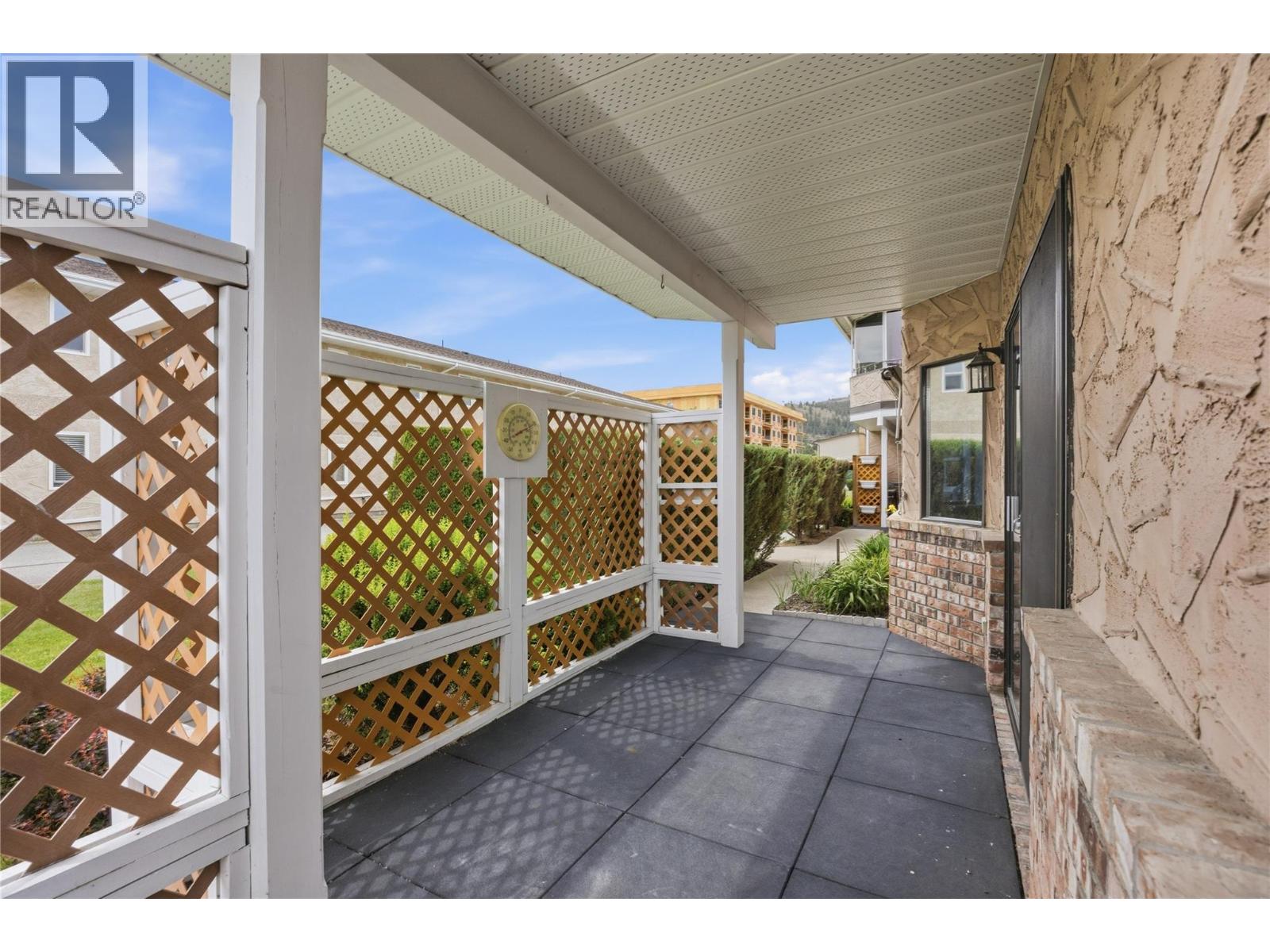 14004 Victoria N Unit# 1, Summerland