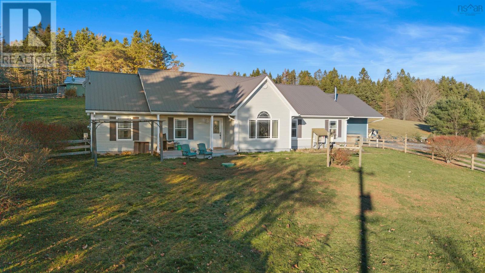 Property 31 of 47 of 935 BROOKSIDE Road