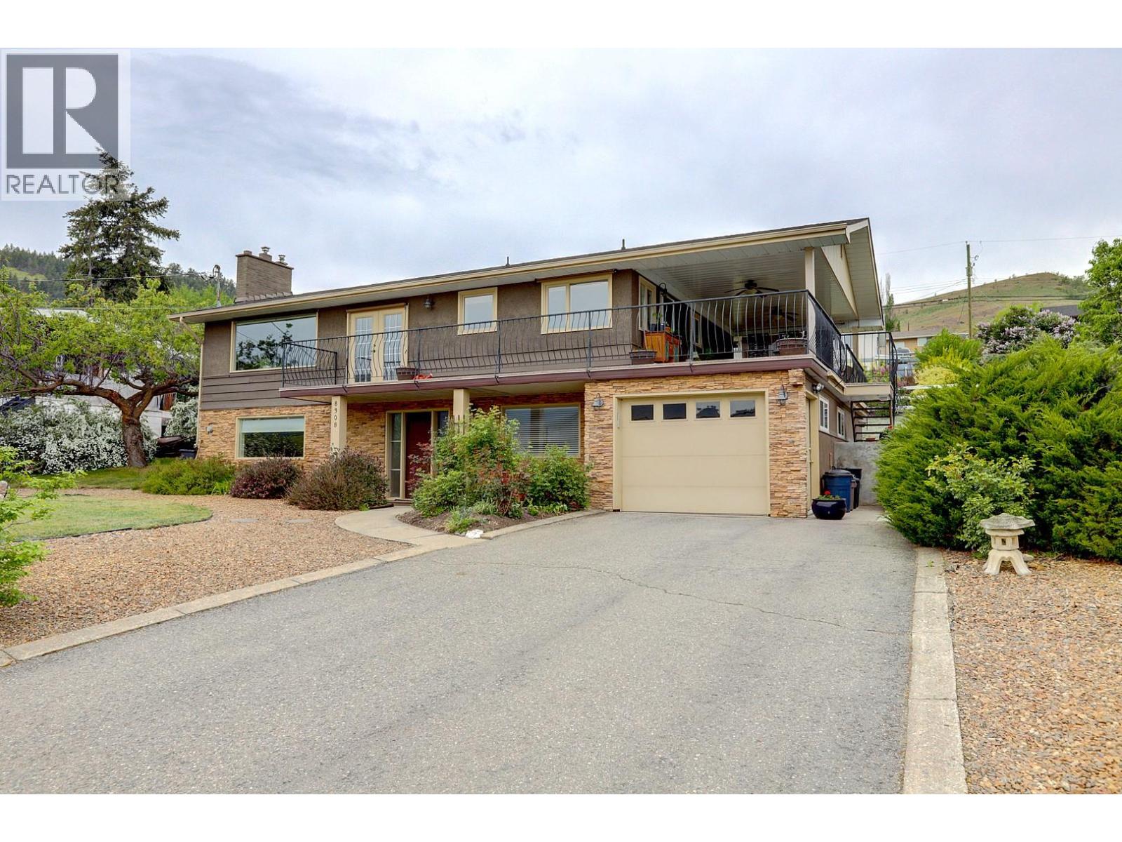 8308 Kalview Drive, Coldstream