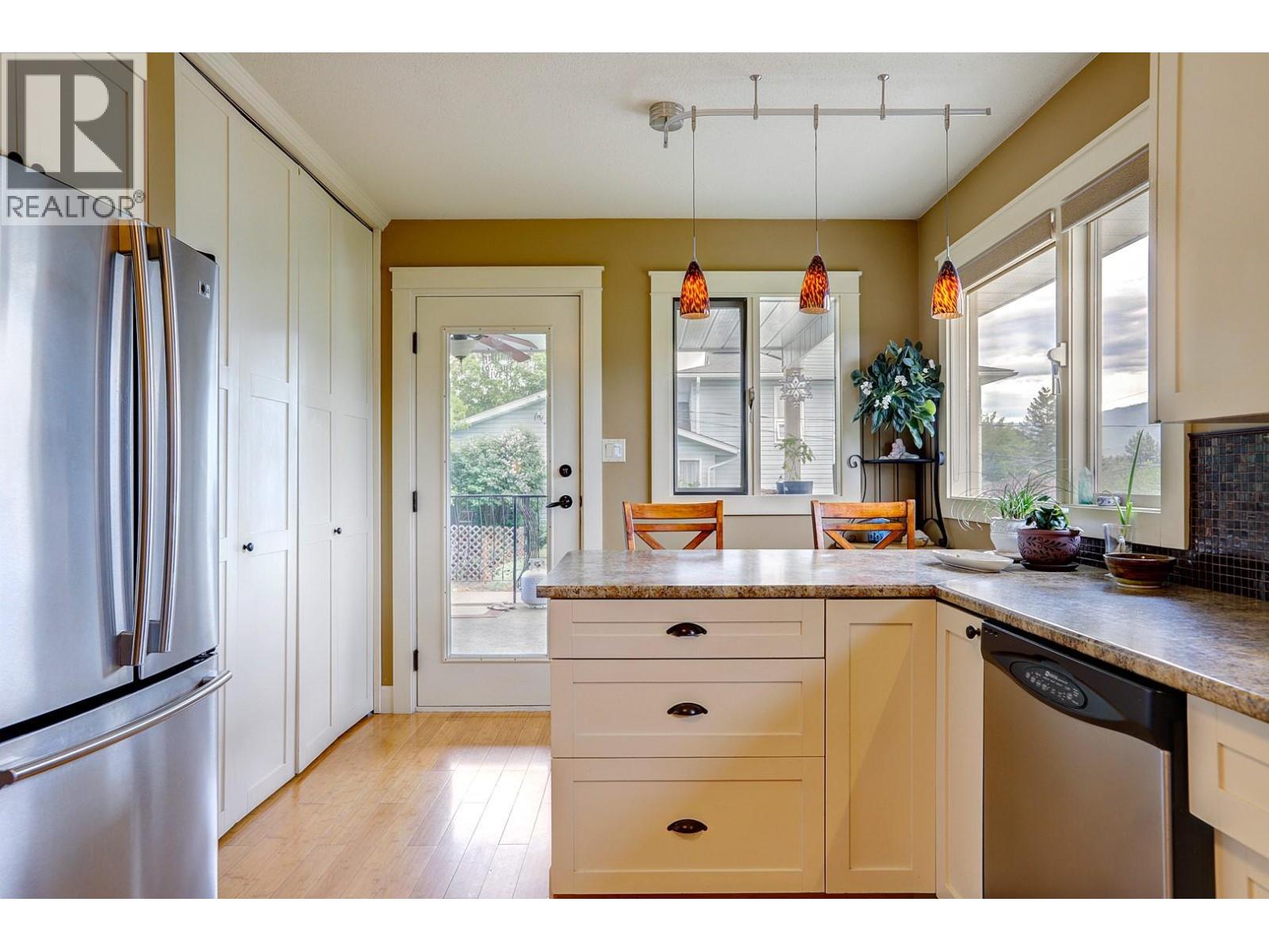 8308 Kalview Drive, Coldstream