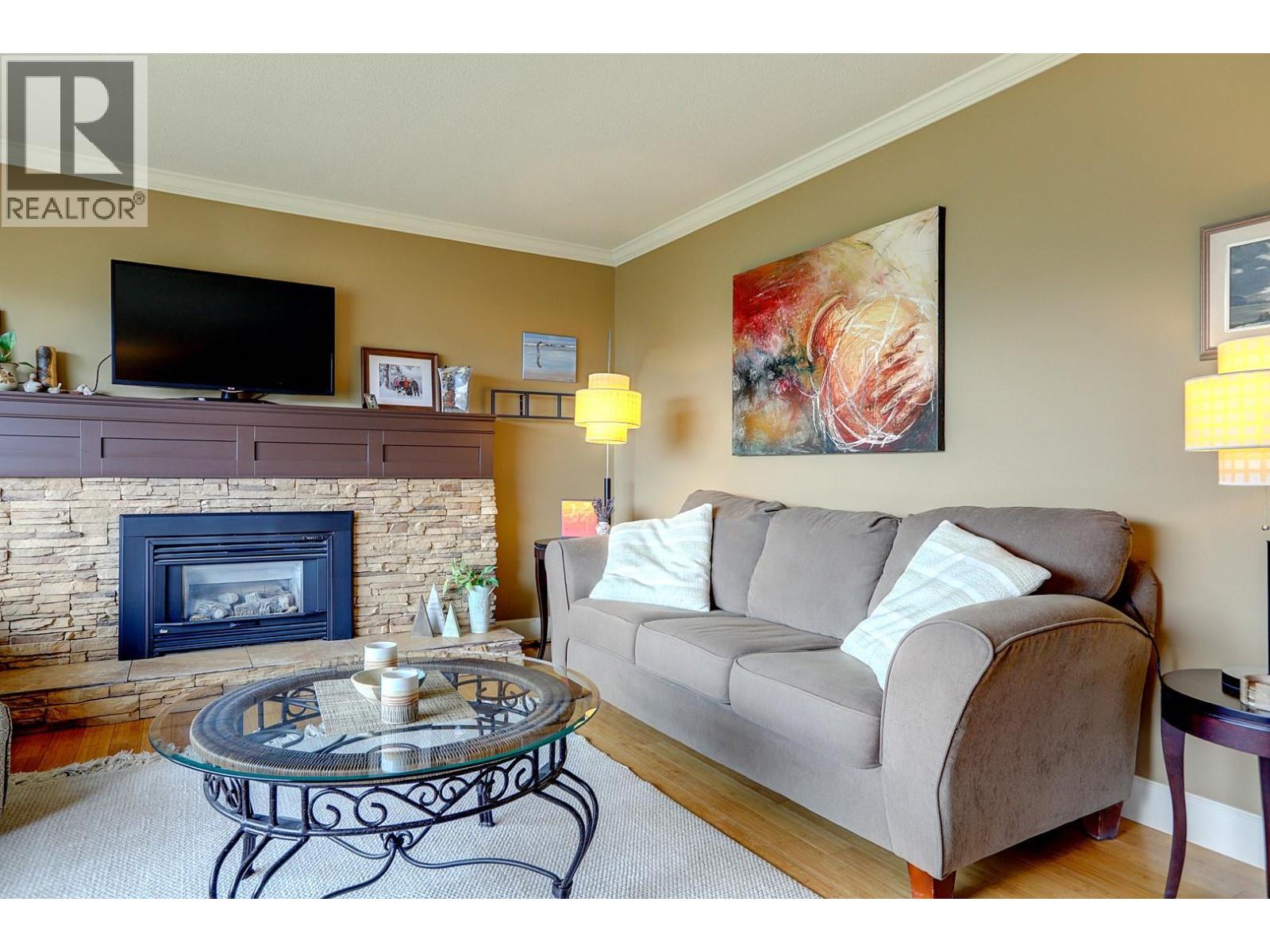 8308 Kalview Drive, Coldstream