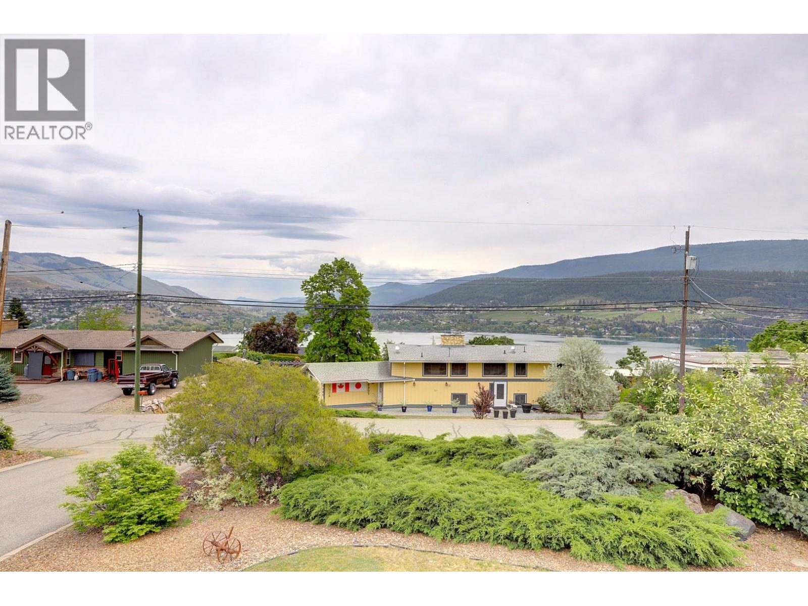 8308 Kalview Drive, Coldstream