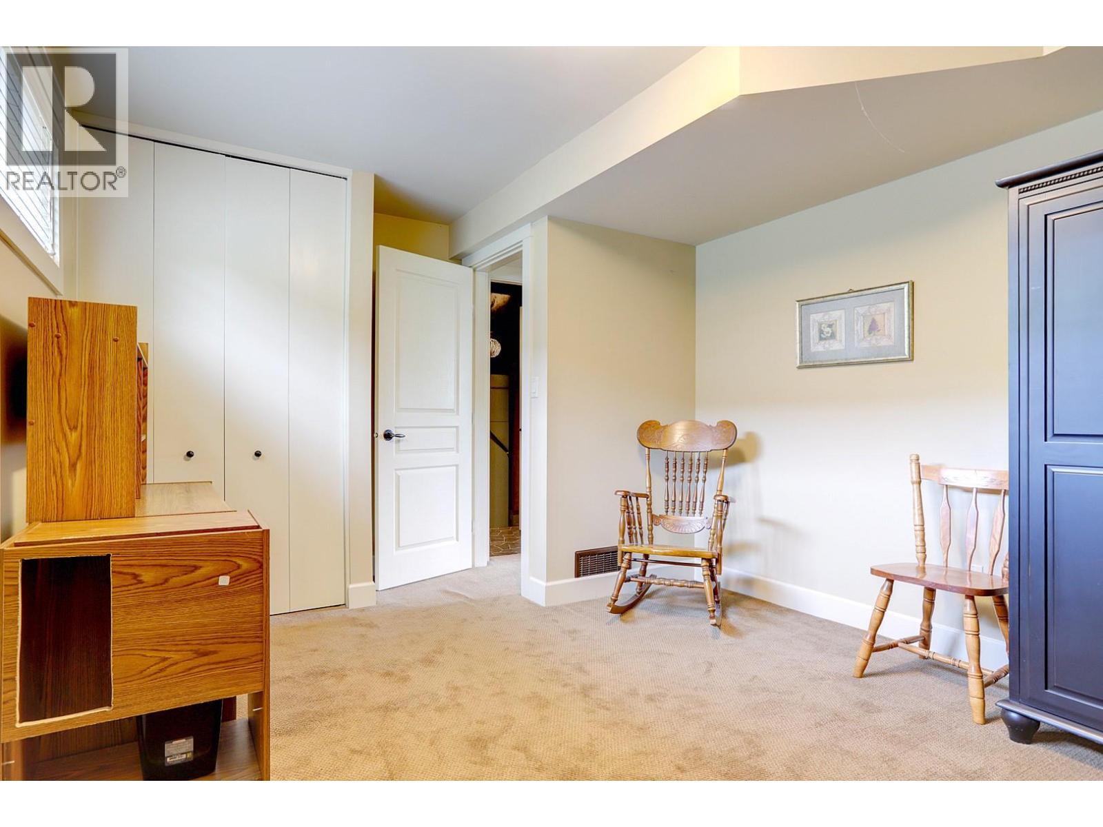 8308 Kalview Drive, Coldstream