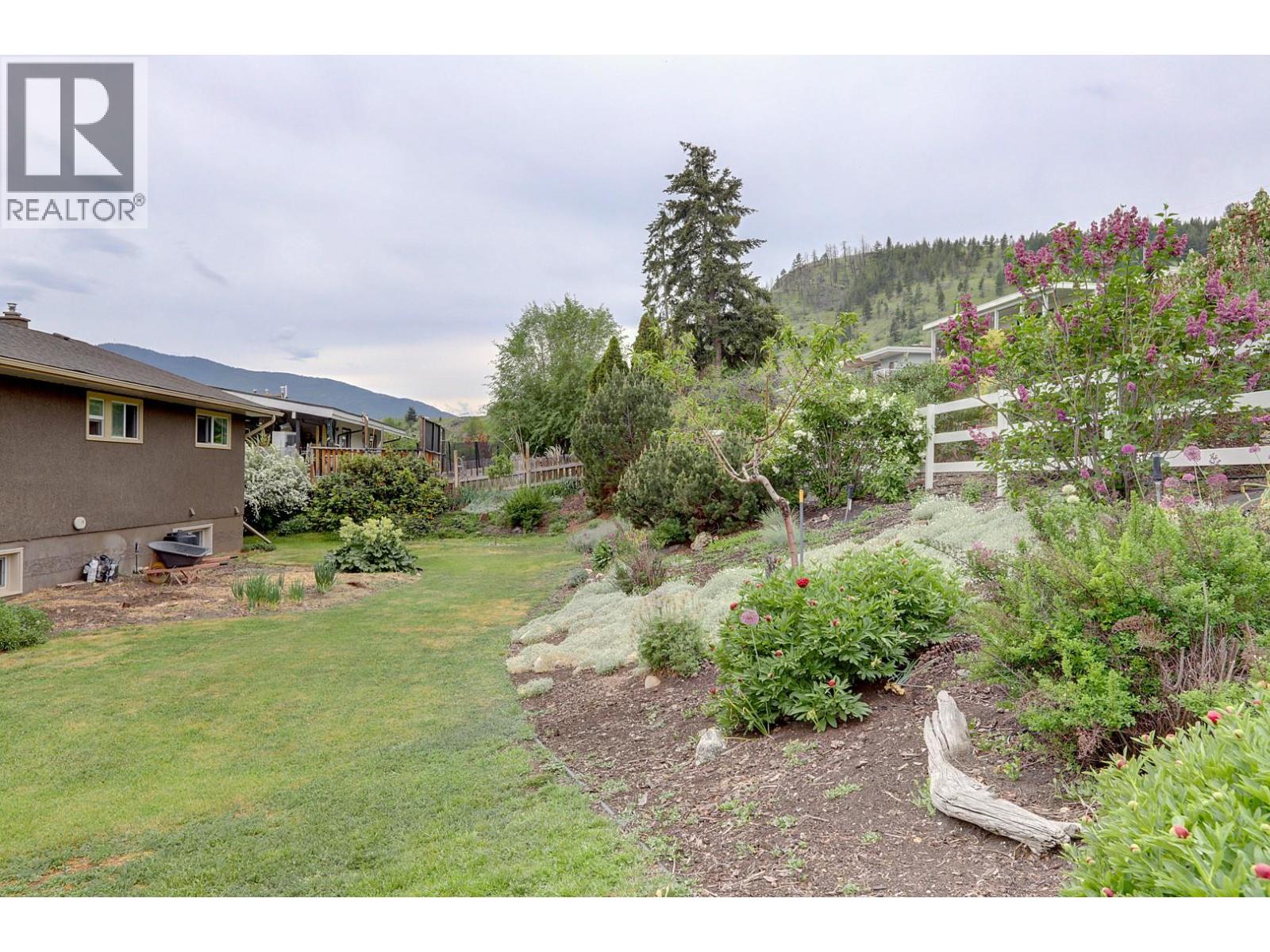 8308 Kalview Drive, Coldstream