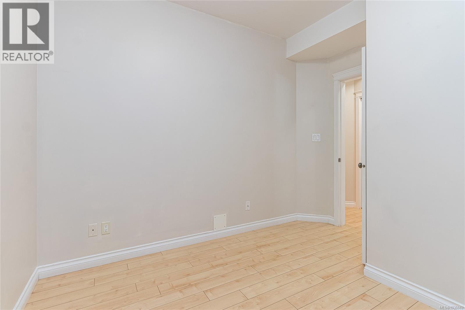 #106 2115 Meredith Rd - 19