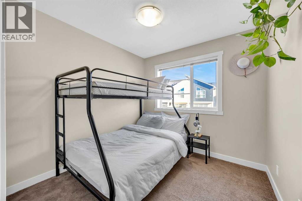 405 Redstone View NE - 24