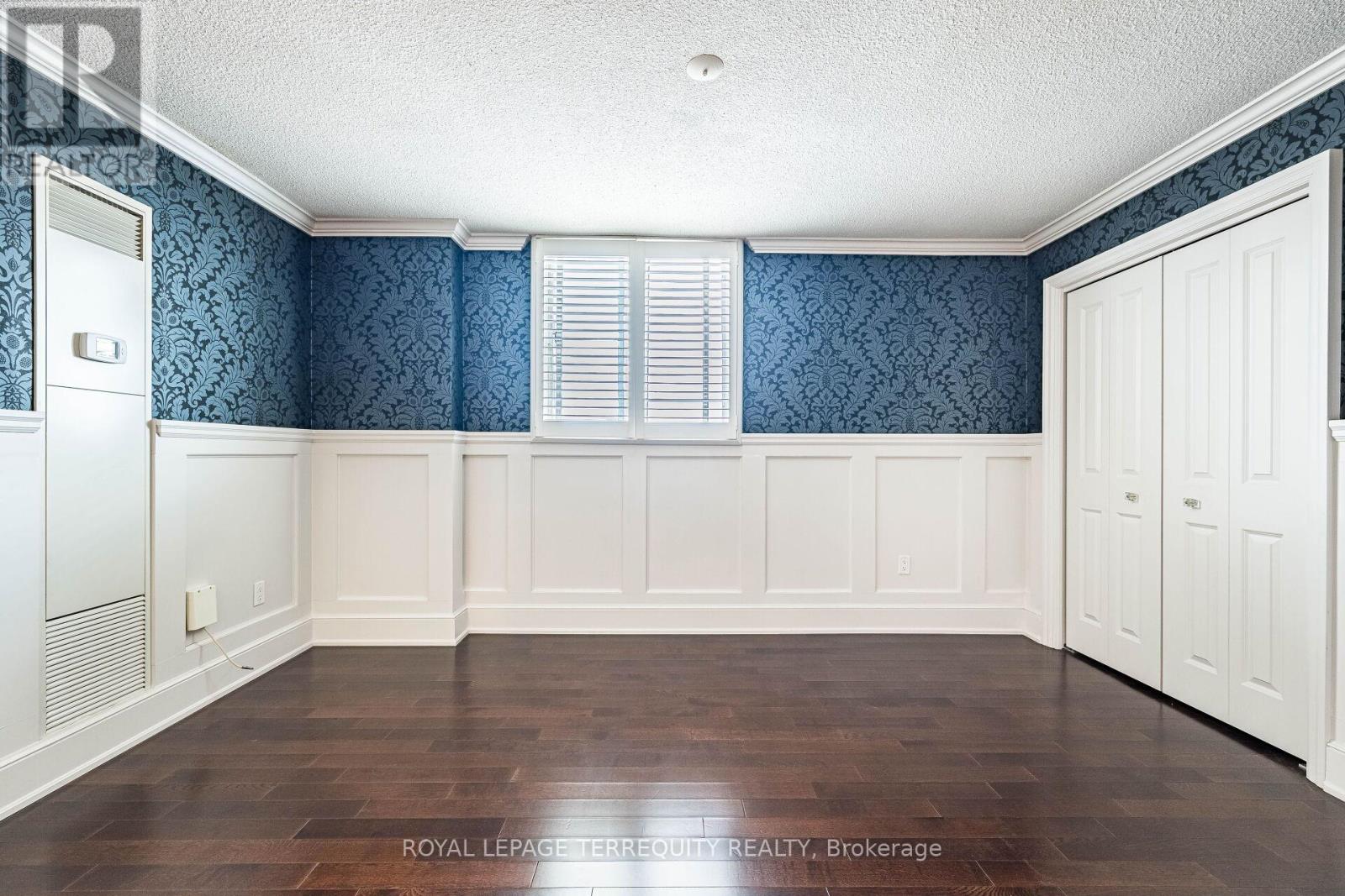 #1902 820 BURNHAMTHORPE ROAD - 14