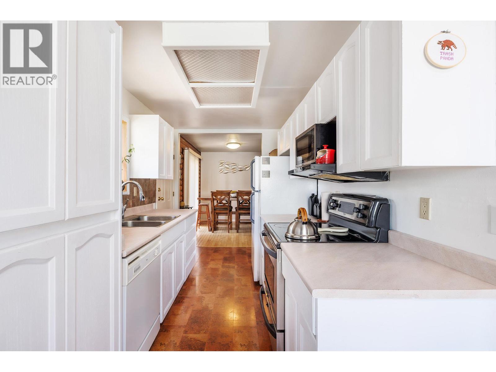 73 Elk Street - 8