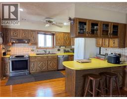 120 44 Avenue, Edmundston, NB E3V3A3 Photo 8