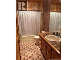 120 44 Avenue, Edmundston, NB E3V3A3 Photo 21