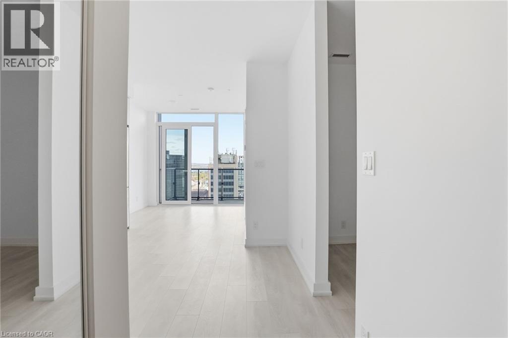 75 JAMES Street S Unit# 1704, Hamilton, Ontario, L8P2Y9 — Photo 2