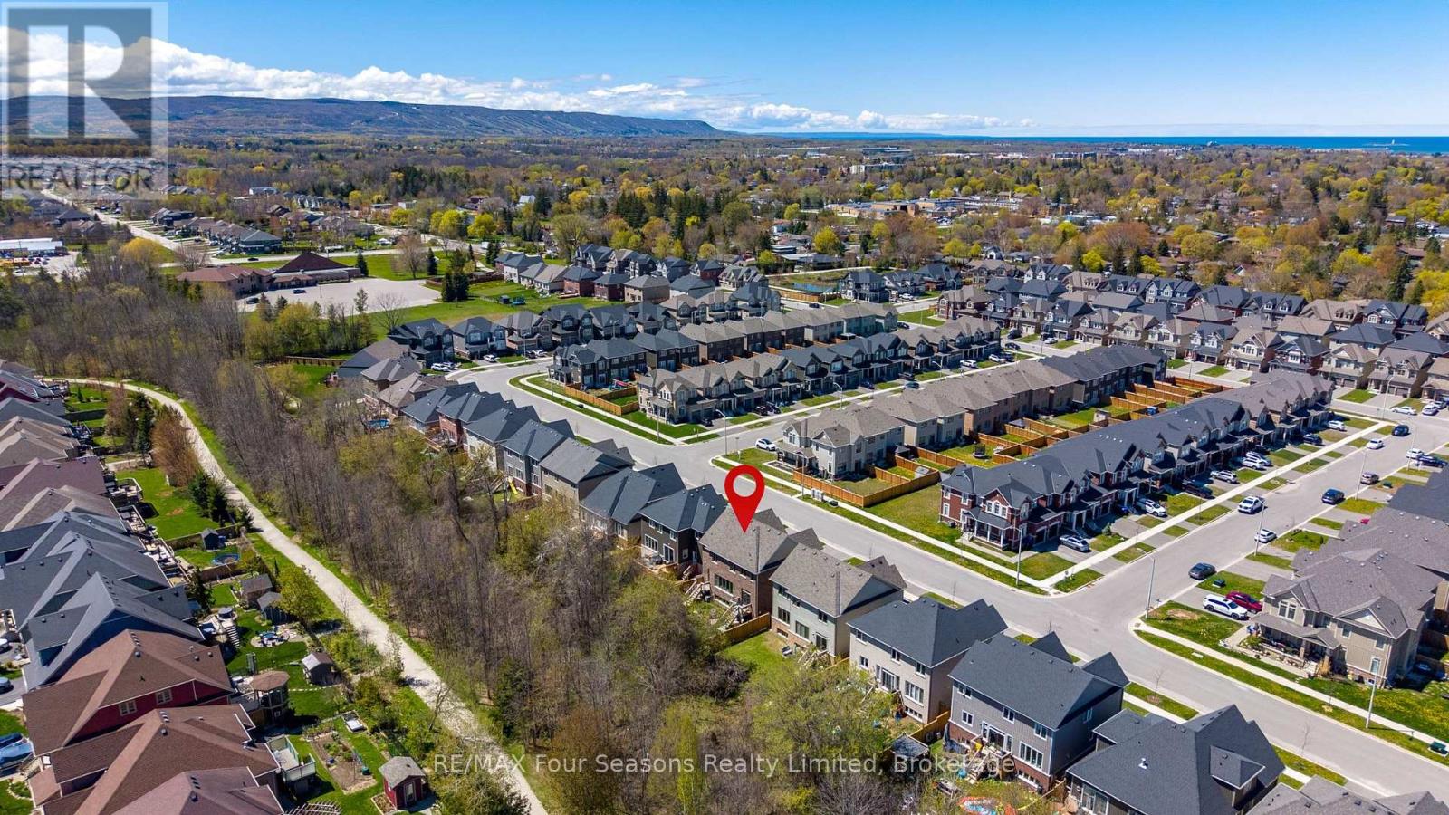 40 KIRBY AVENUE - 31