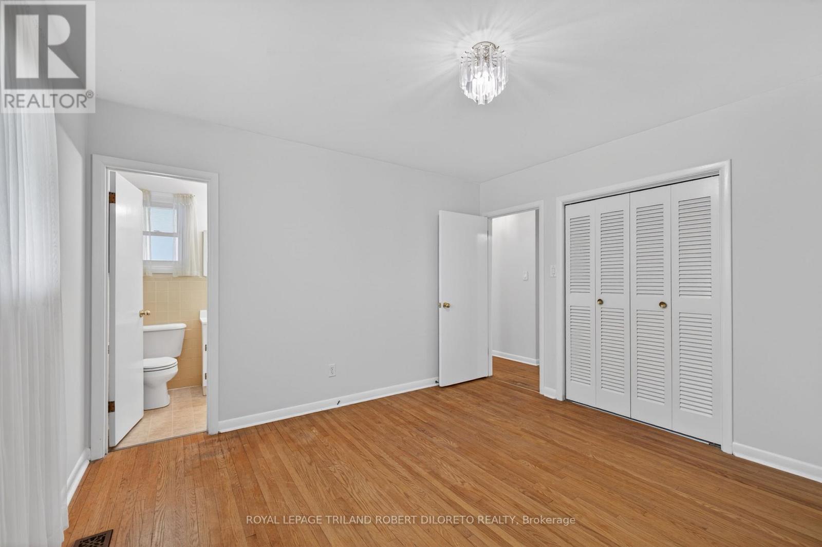 25 REGENCY ROAD - 13