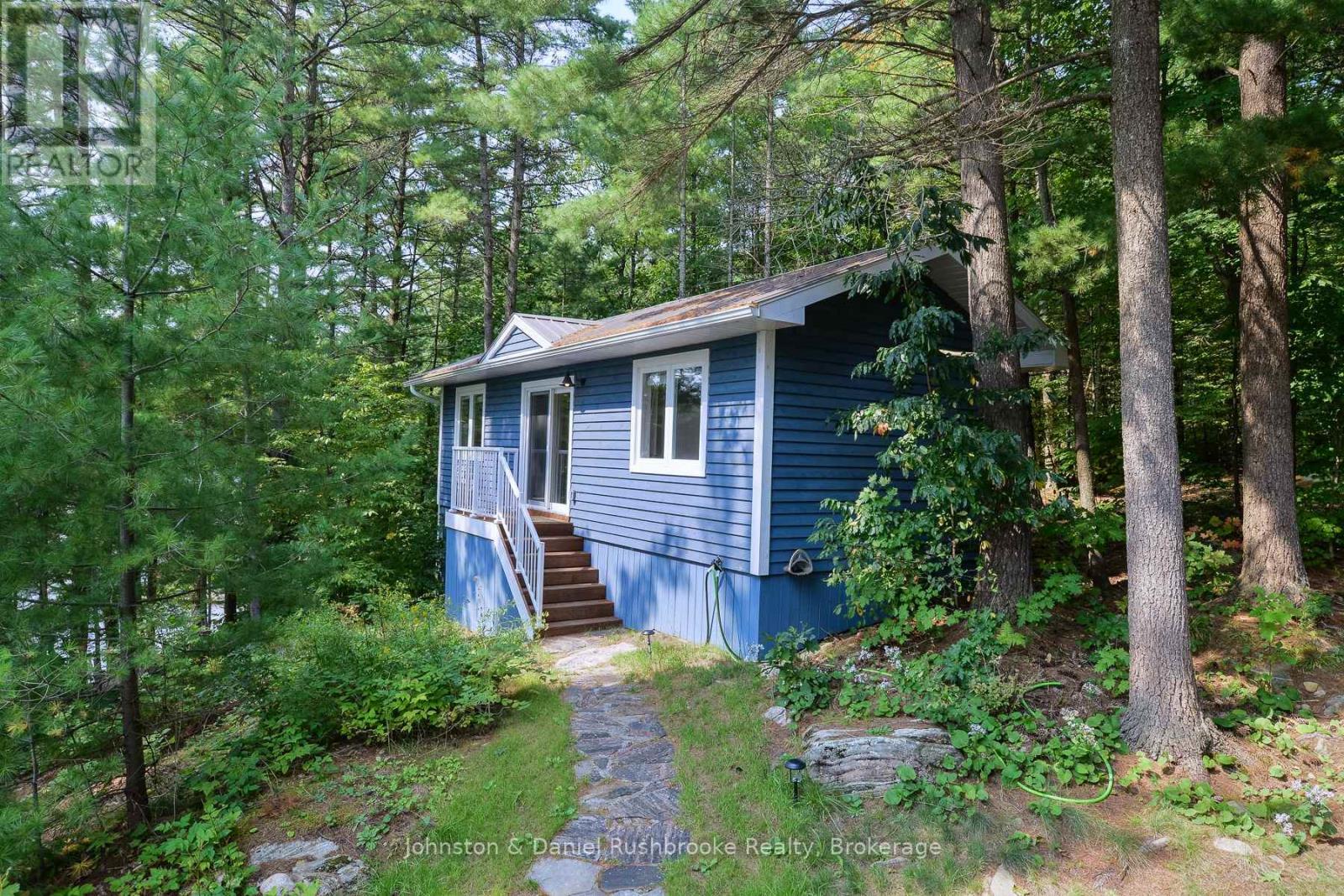27 ISLAND 35LM (MILLER ISLAND) - 24