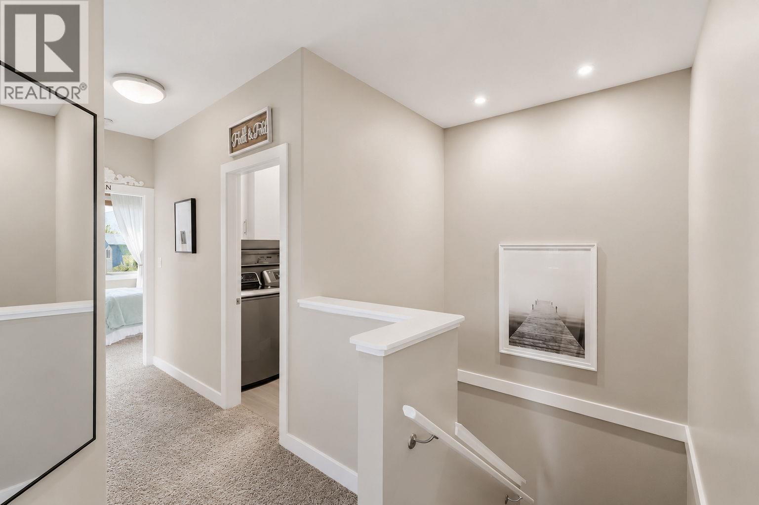 #104 801 Ontario Street - 26