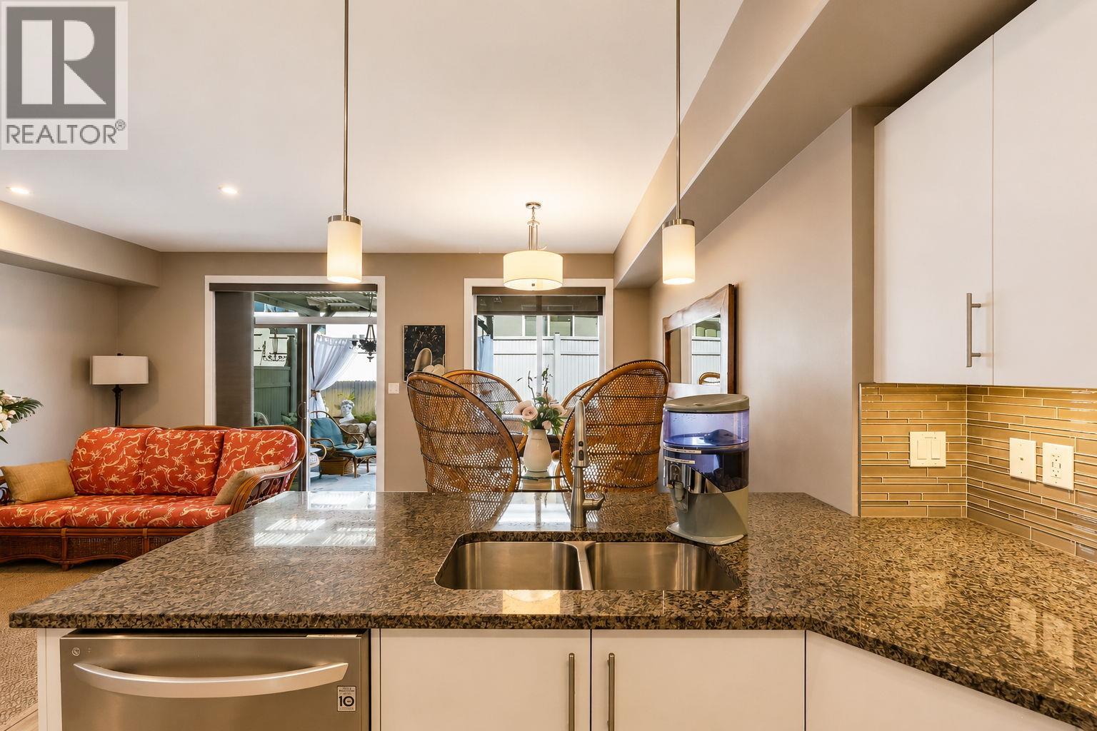104 801 Ontario Street, Penticton