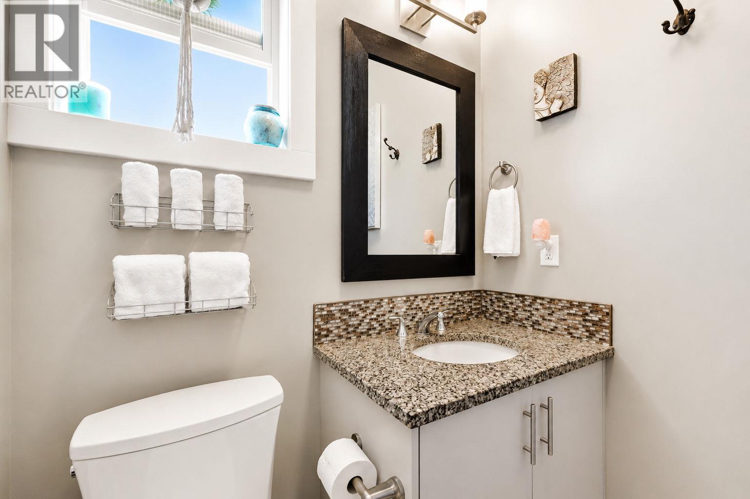 104 801 Ontario Street, Penticton