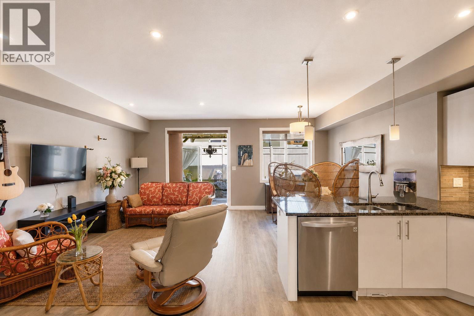 104 801 Ontario Street, Penticton