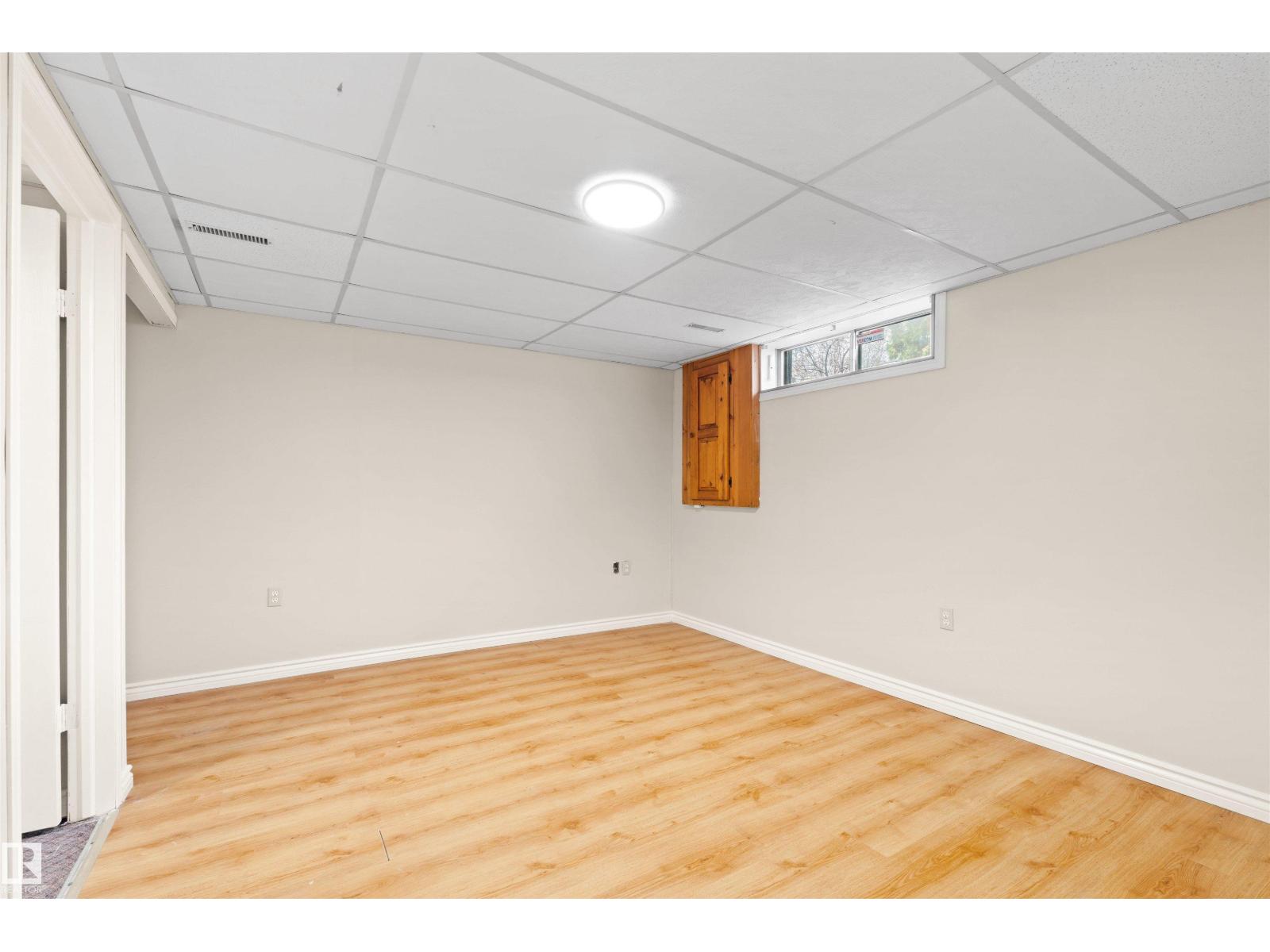 255 KIRKWOOD AV NW, Edmonton