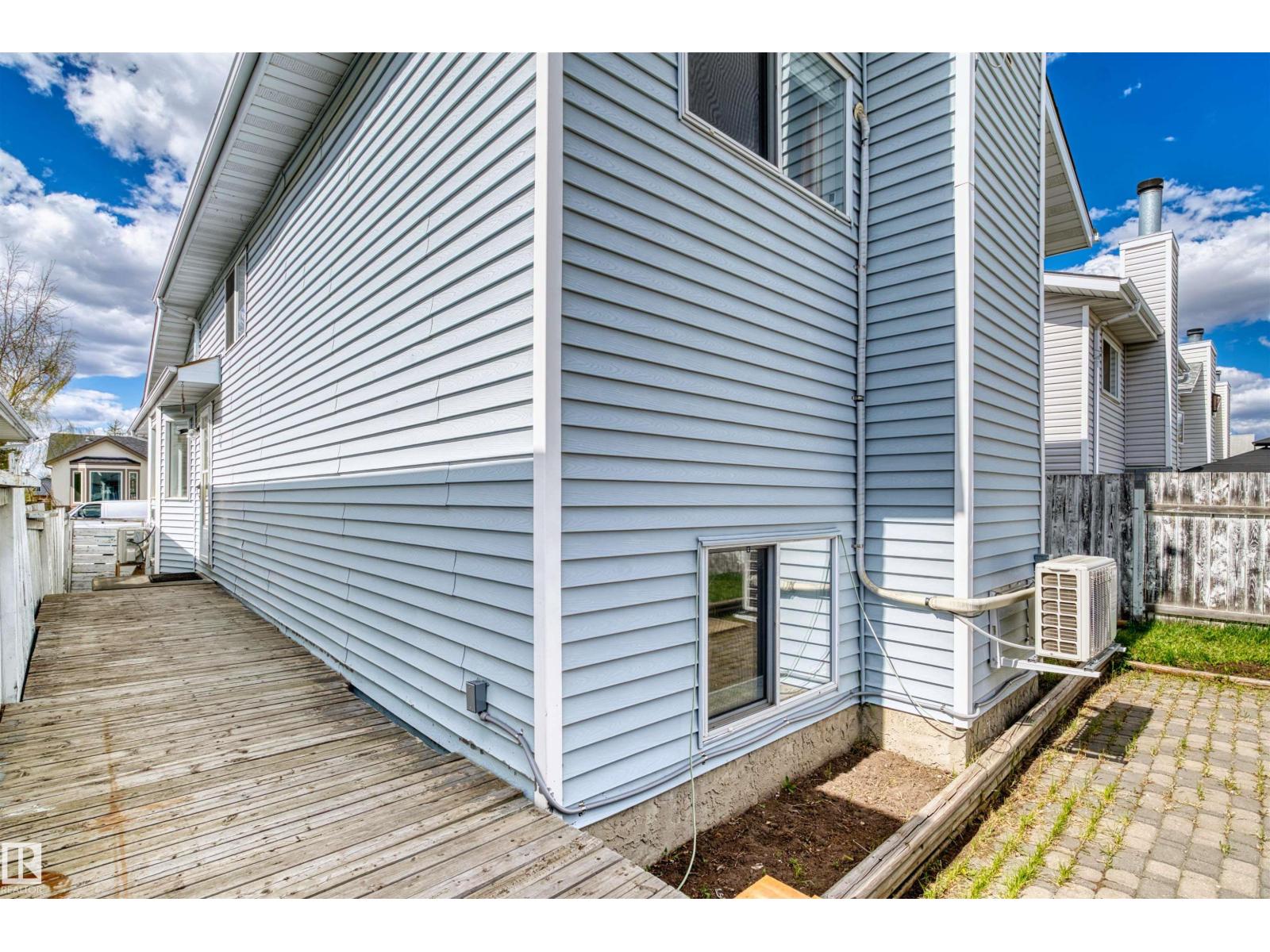 255 KIRKWOOD AV NW, Edmonton