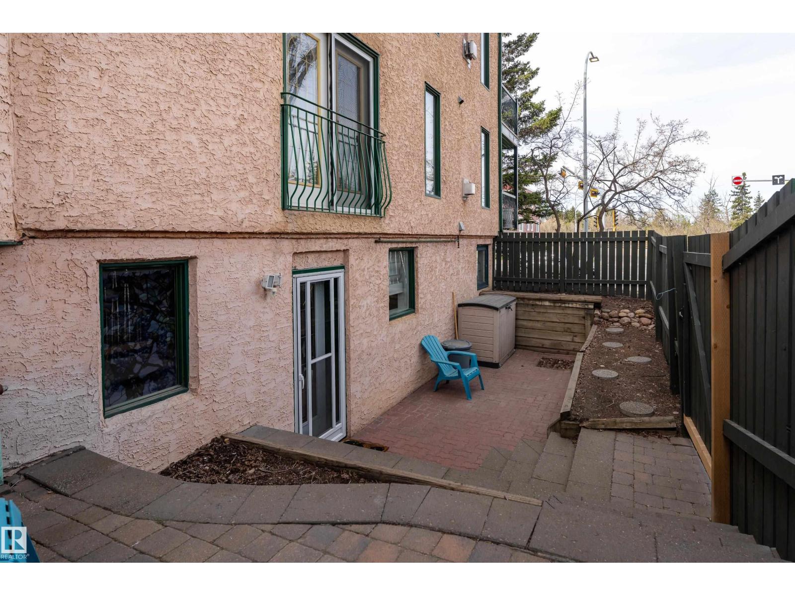 #101 9131 99 ST NW, Edmonton
