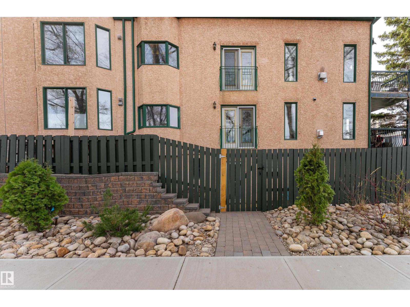 #101 9131 99 ST NW, Edmonton
