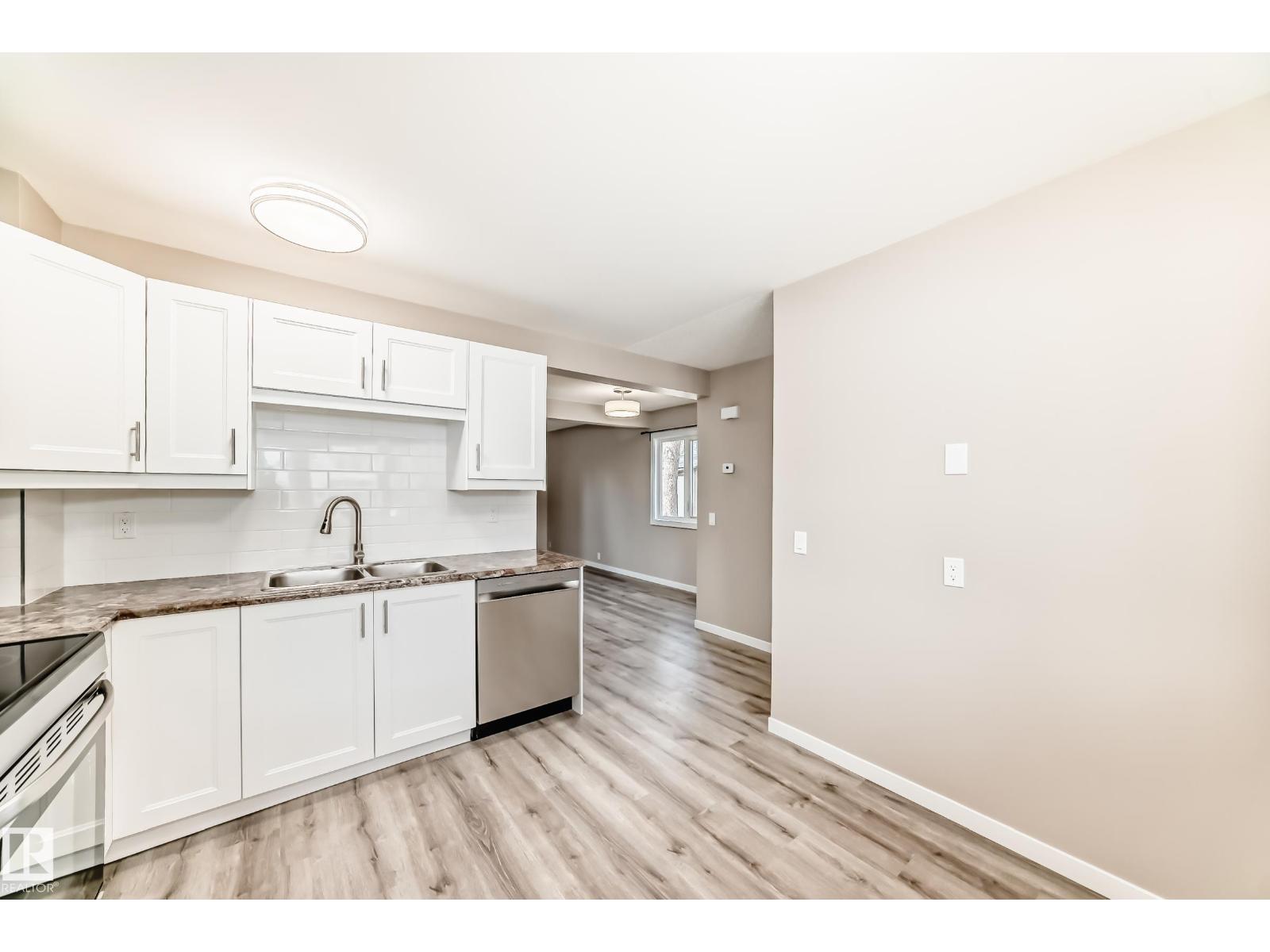 2578 138A AV NW - 10
