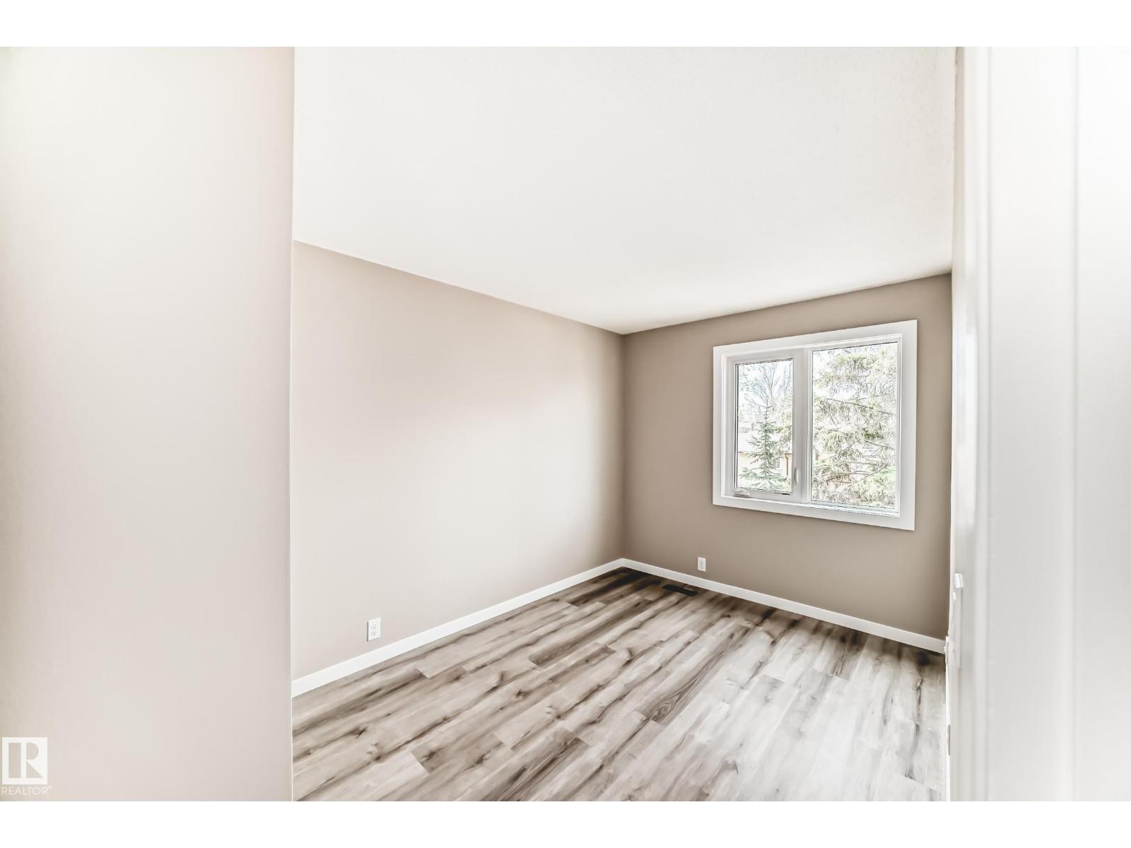 2578 138A AV NW - 26