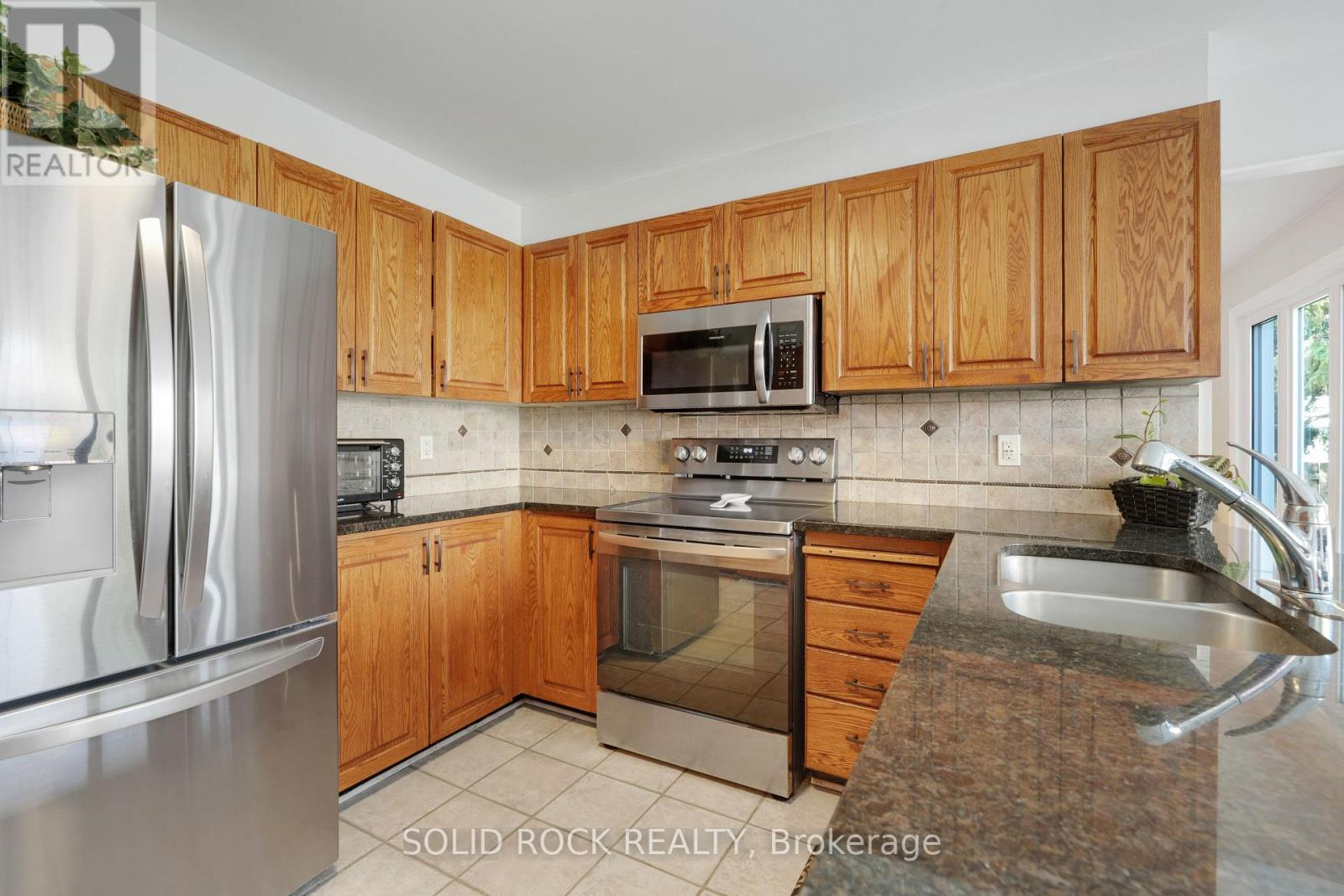 41 FRAMINGHAM CRESCENT - 15