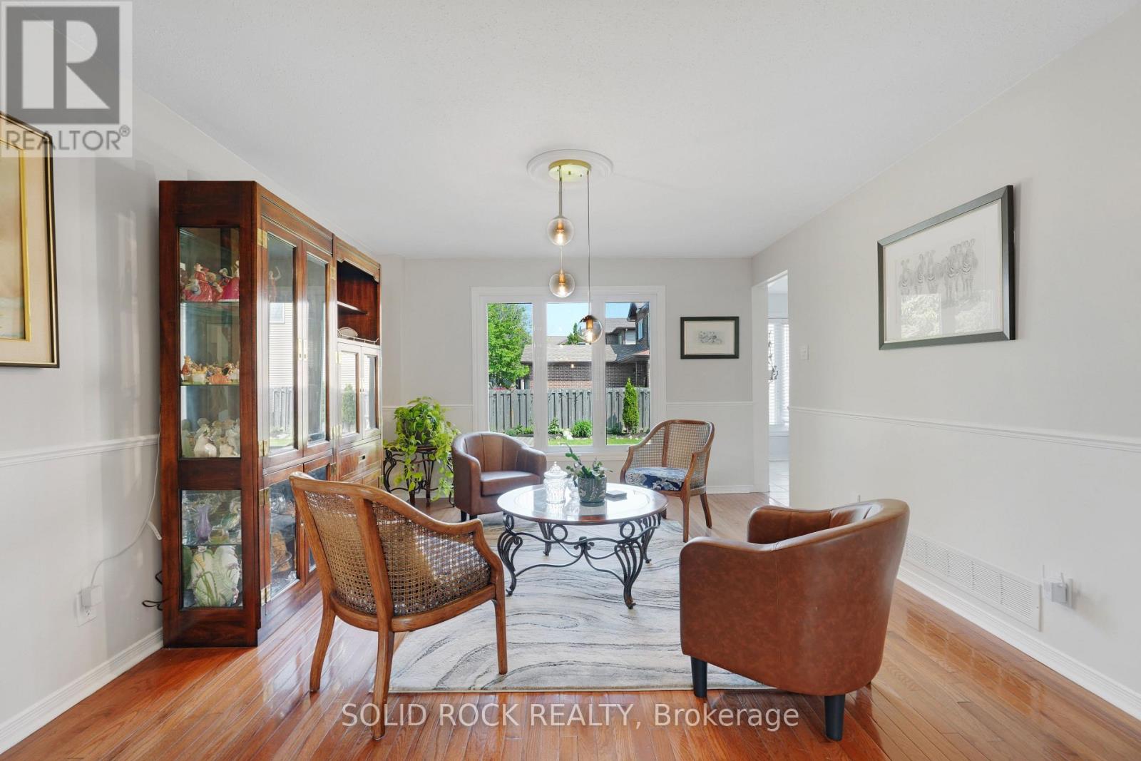 41 FRAMINGHAM CRESCENT - 20