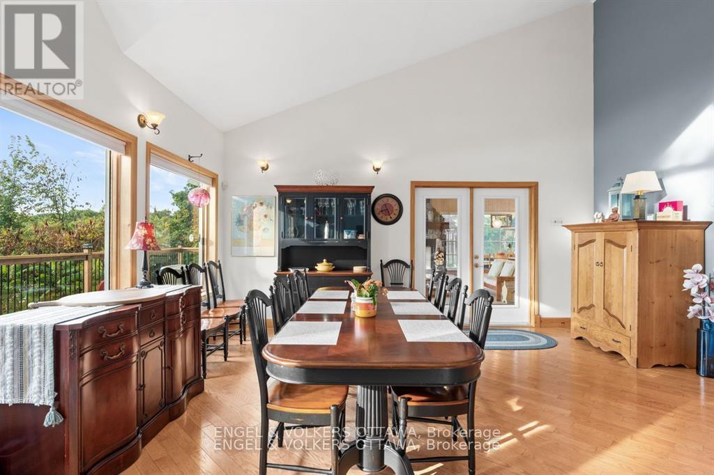 70 BELMONTE LANE - 11