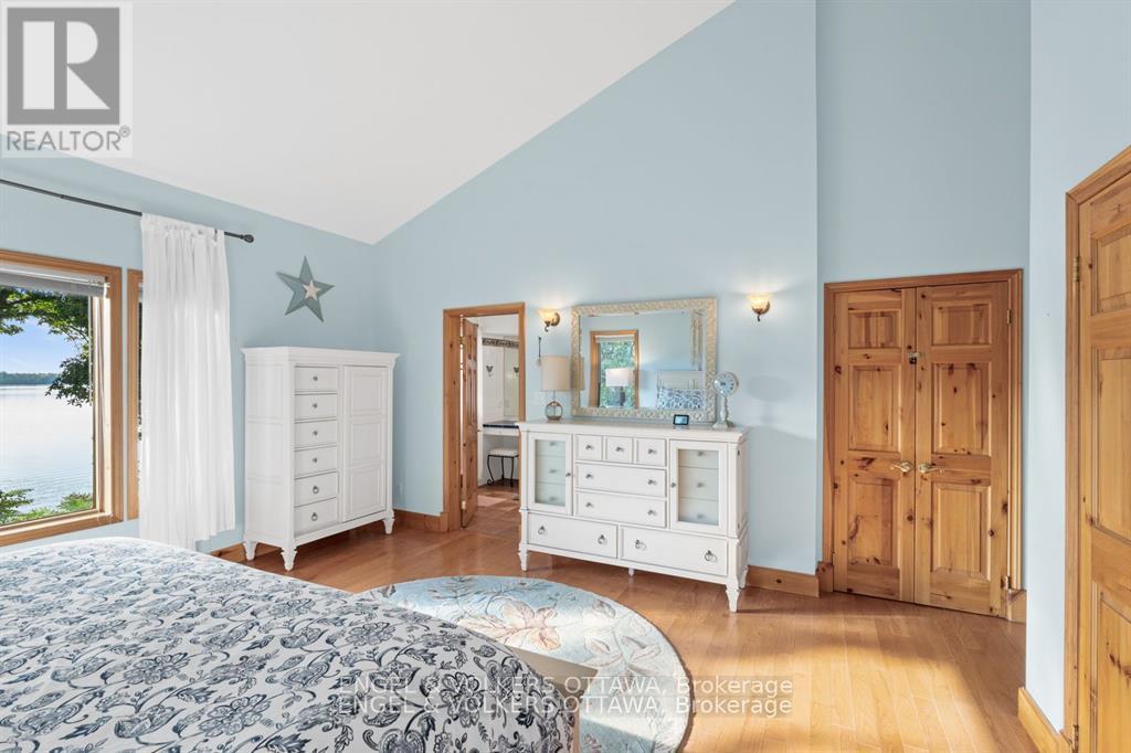 70 BELMONTE LANE - 19