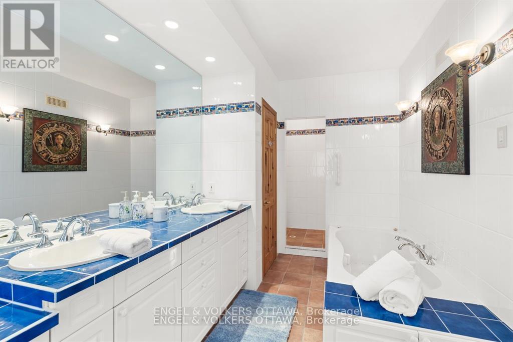 70 BELMONTE LANE - 20