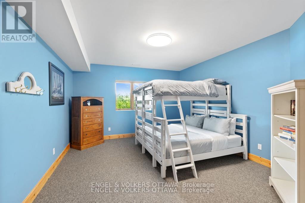 70 BELMONTE LANE - 29