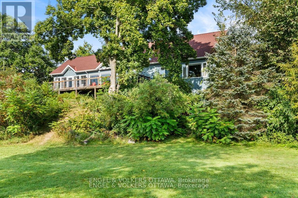 70 BELMONTE LANE - 34
