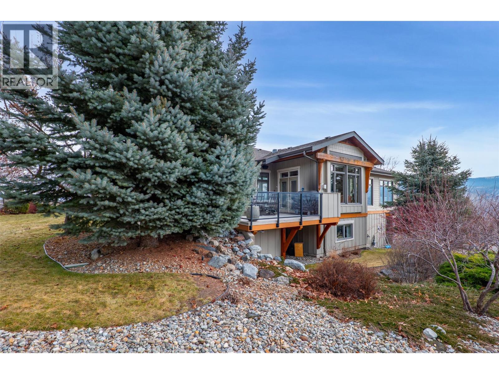1590 Golf Ridge Drive - 40