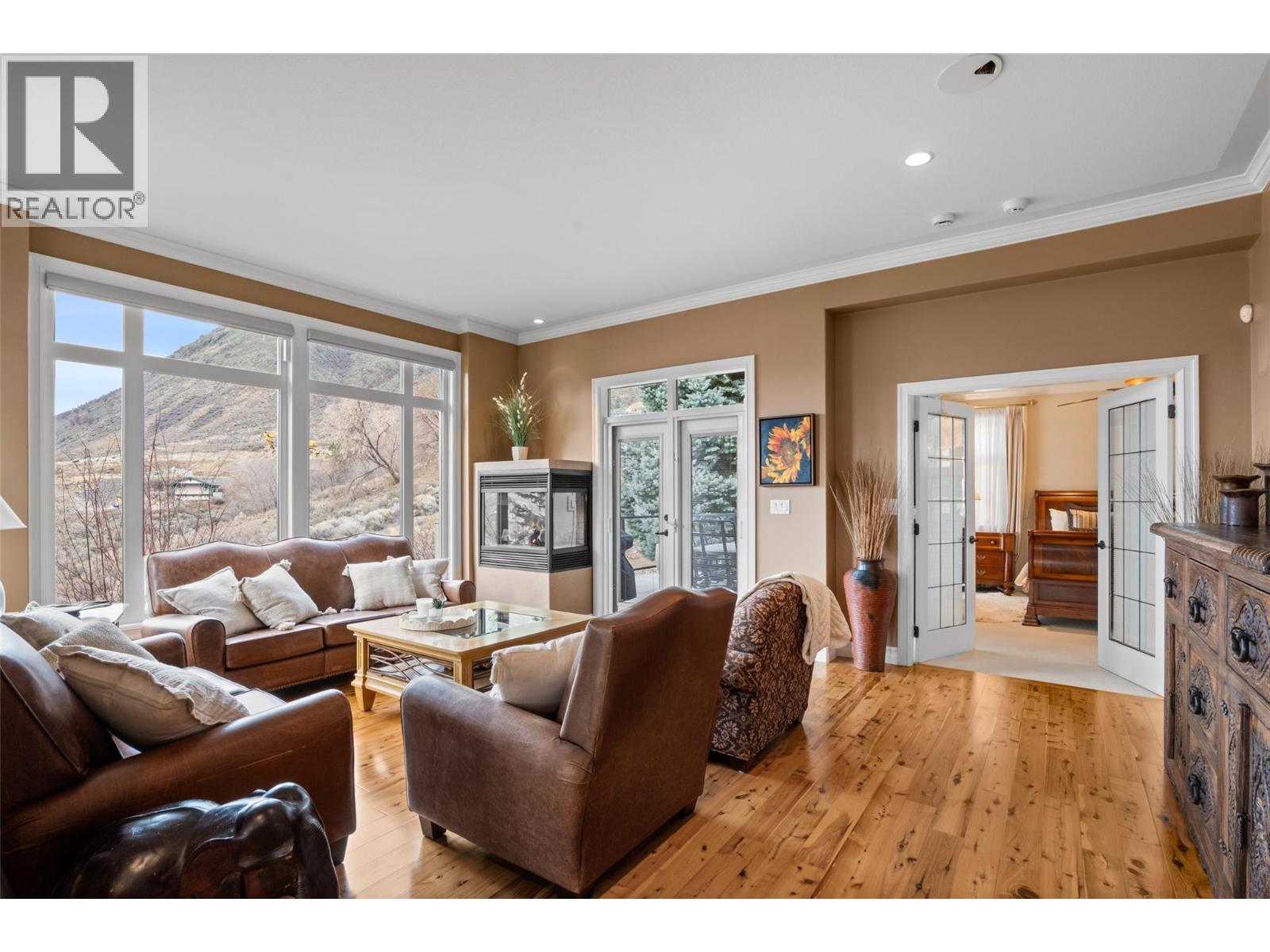 1590 Golf Ridge Drive - 9
